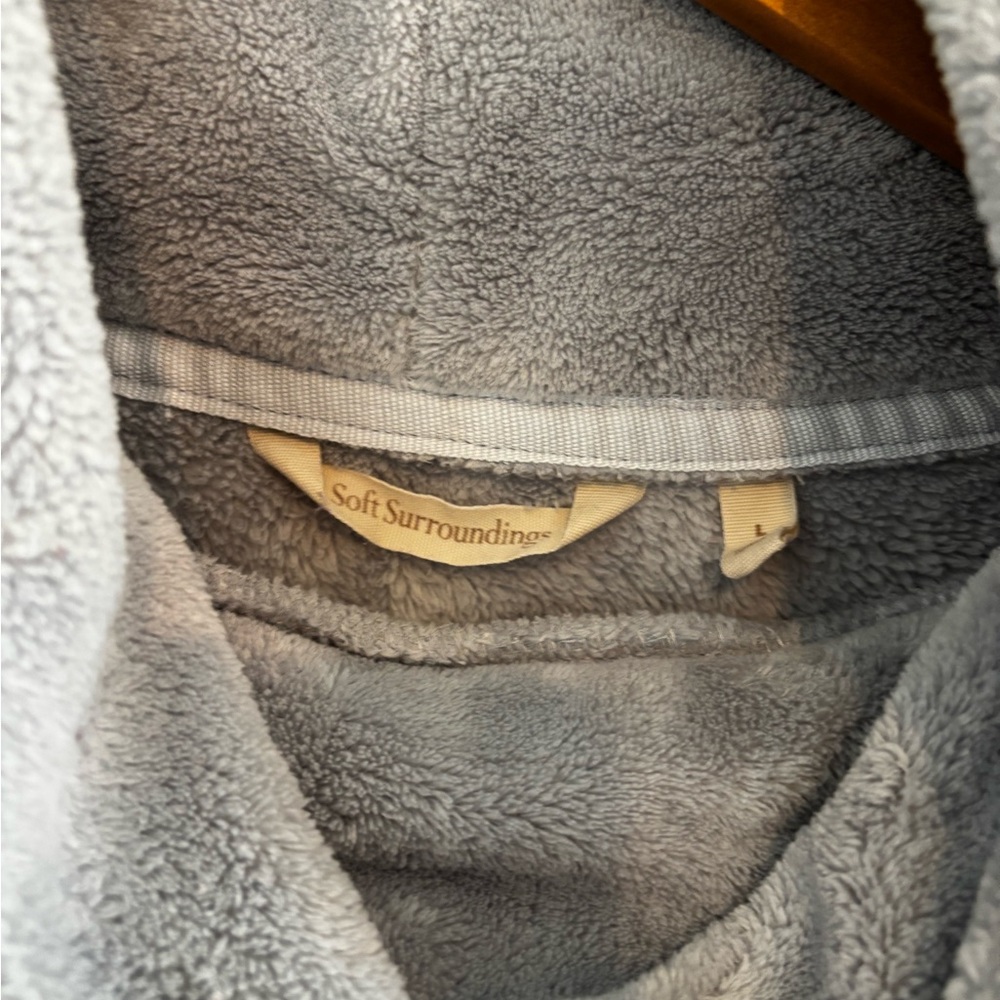 Soft Surroundings Gray Plush Fleece Pullover Size Large - Picture 4 of 5